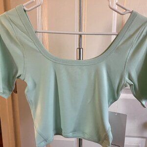 NWT Lululemon Ribbed Held Tight Tee Size 4